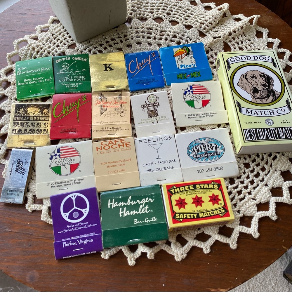 Matchbooks Assorted Colors Set 19